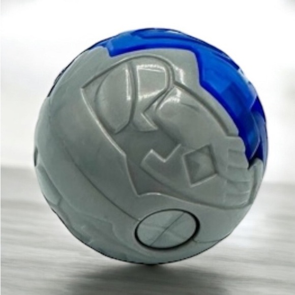 2/$20 NEW IN BAG McDonald's Happy Meal Bakugan Titanium Dragonoid Toy 2011 - Picture 3 of 6